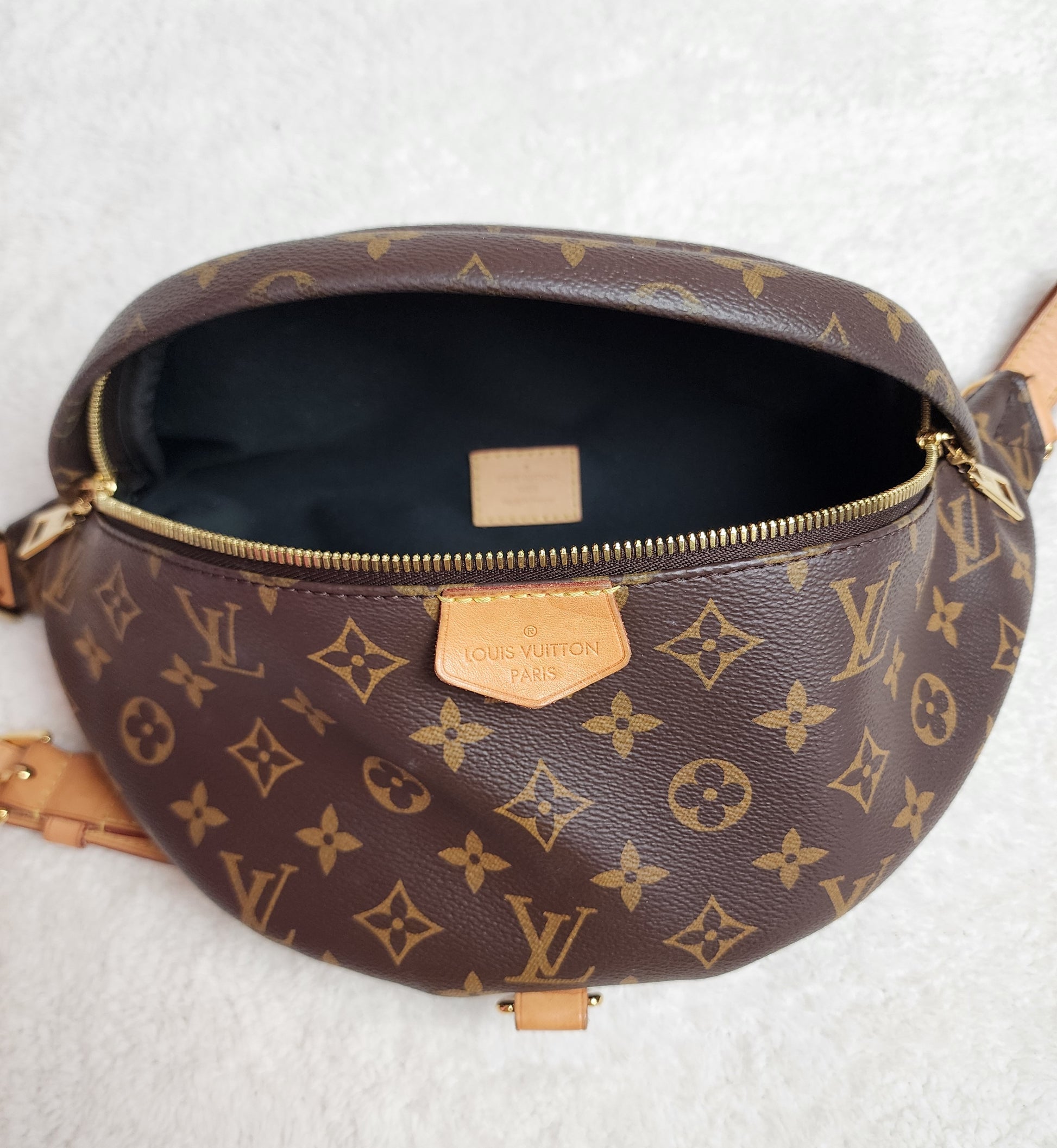 Pre-Loved Louis Vuitton Bumbag – The Sparkling Spur